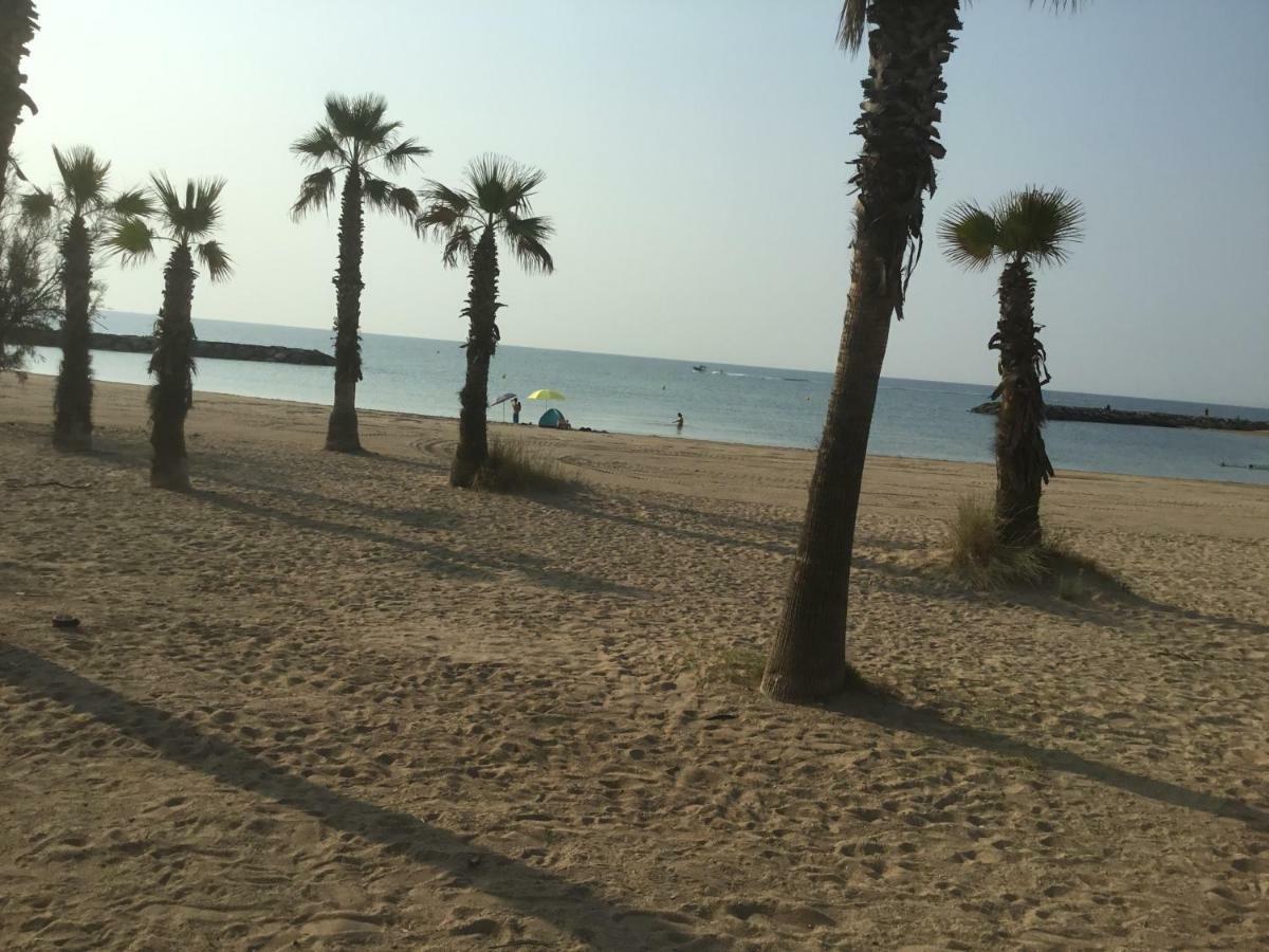 Pins Parasol Frejus Bagian luar foto